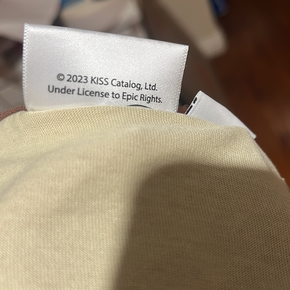 Cotton On License Quarter Sleeve Raglan T-Shirt - Picture 11 of 12